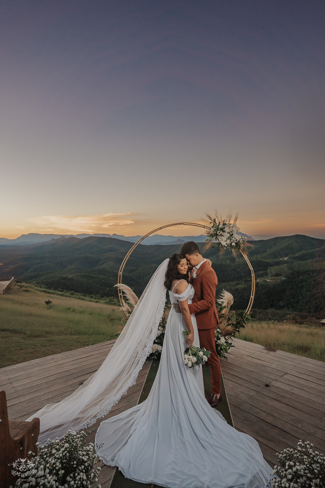 FOTOS CERIMONIA DE CASAMENTO POR DO SOL VILA RELICARIO 