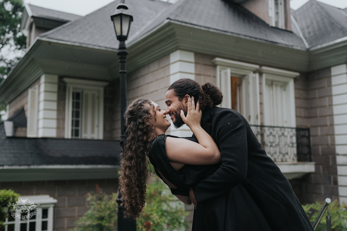FOTOS PRE WEDDING CASA CENARIUM COM CHUVA