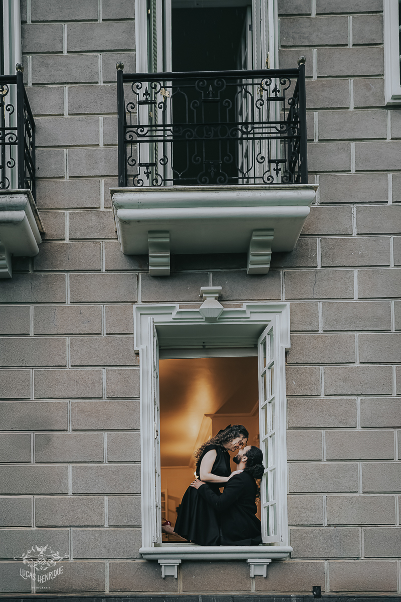 FOTOS PRE WEDDING CASA CENARIUM COM CHUVA