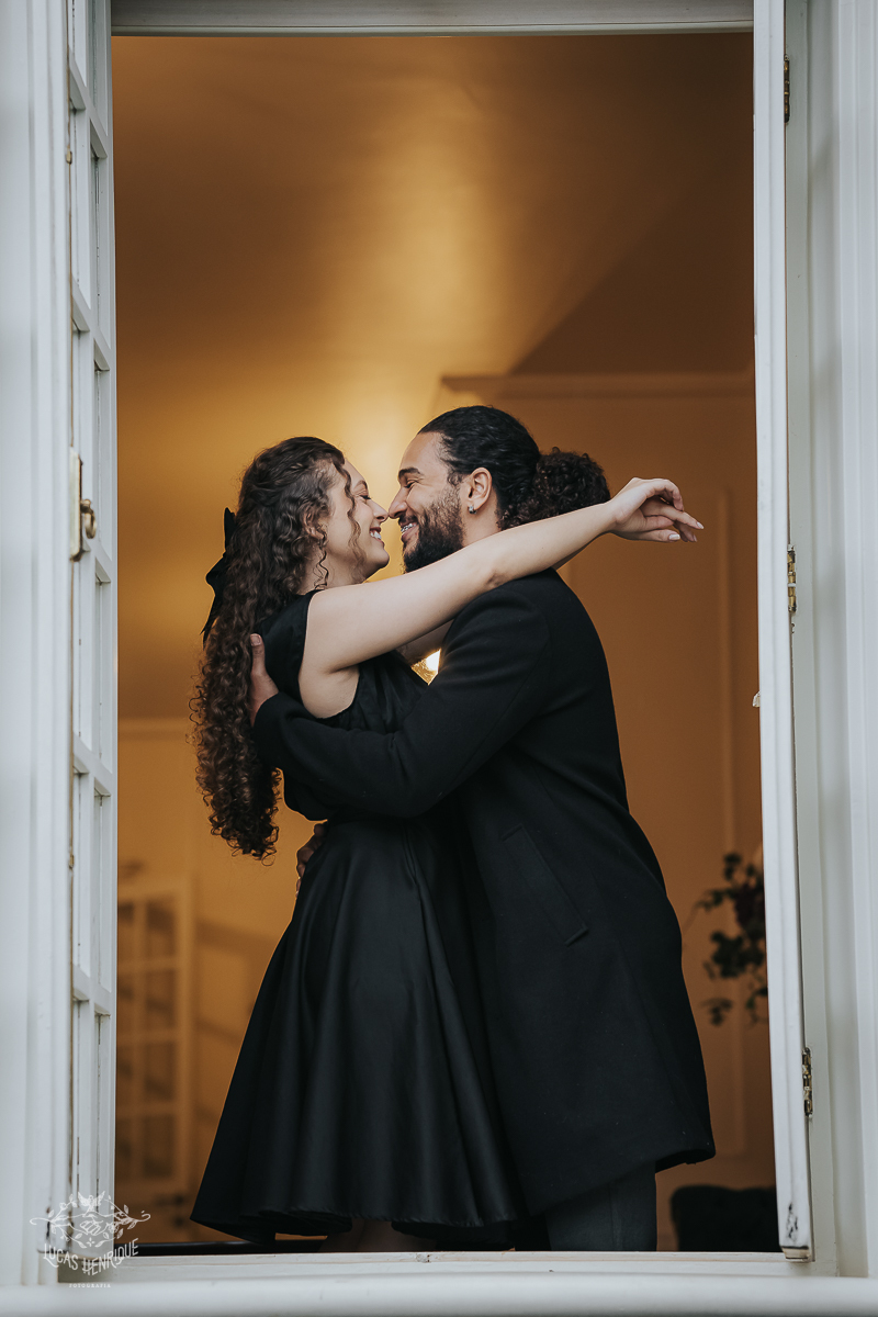 FOTOS PRE WEDDING CASA CENARIUM COM CHUVA