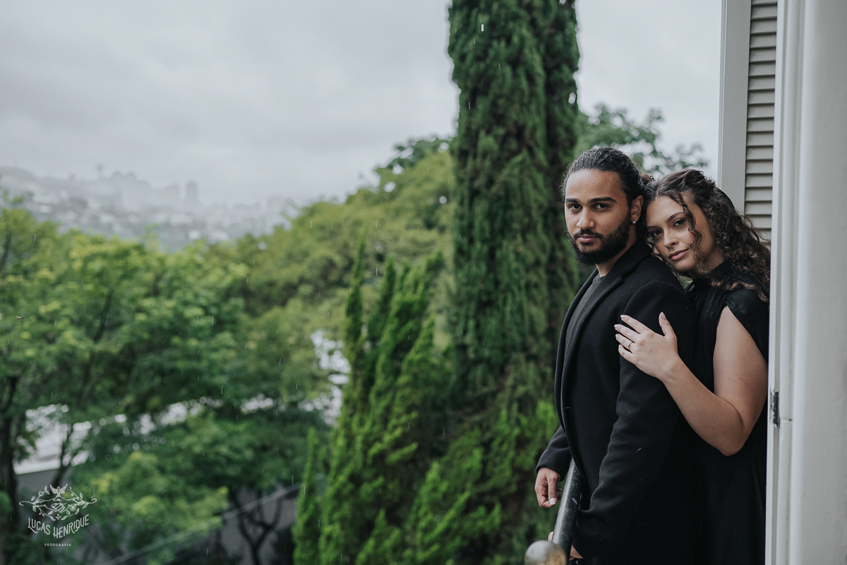 FOTOS PRE WEDDING CASA CENARIUM COM CHUVA