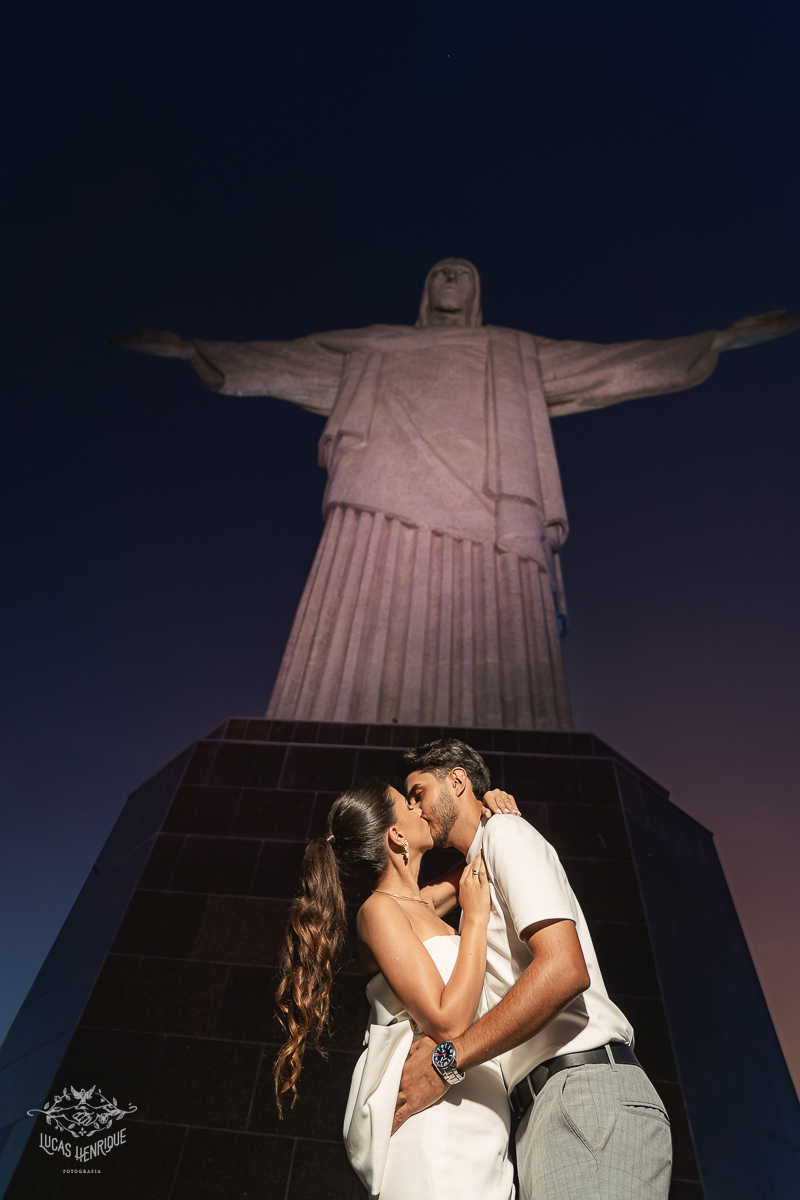 FOTOS PRE WEDDING CRISTO REDENTOR RJ - POR DO SOL