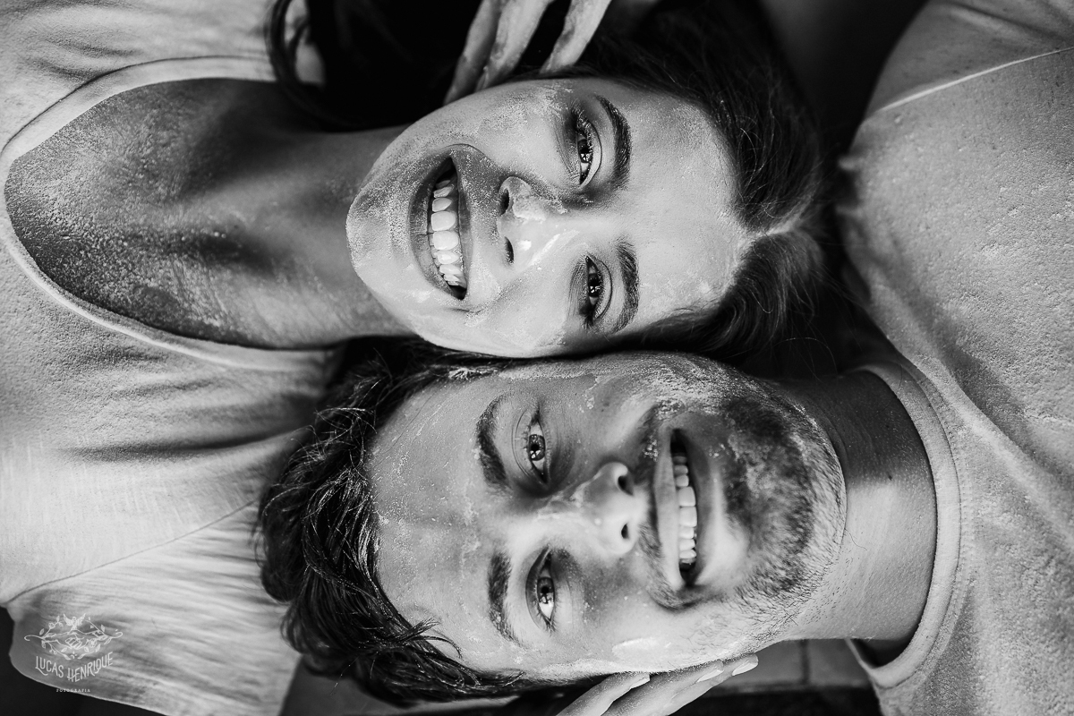 FOTOS ENSAIO PRE WEDDING FAZENDO PIZZA