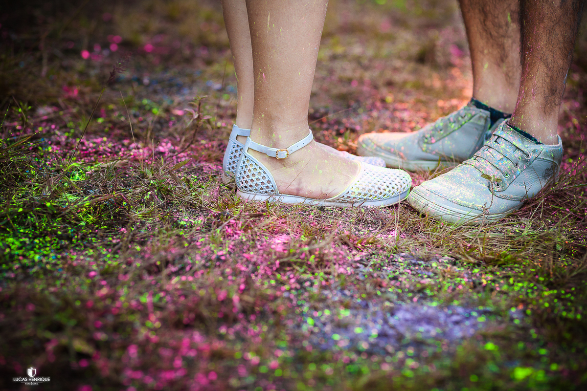 Ensaio pré wedding colorido no topo do mundo