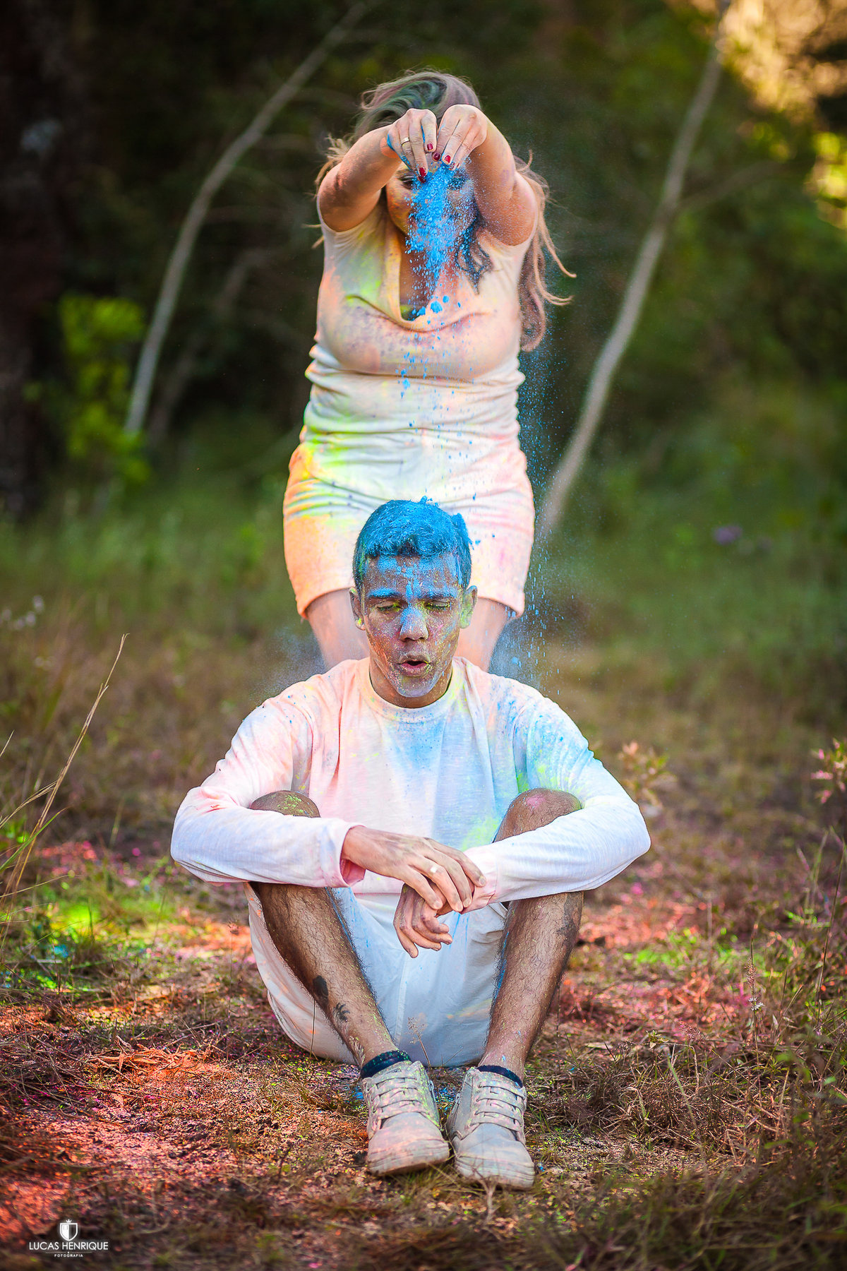 Ensaio pré wedding colorido no topo do mundo