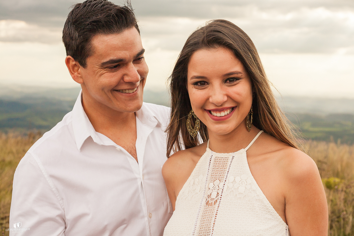 FOTOS DE CASAL NA SERRA DA MOEDA