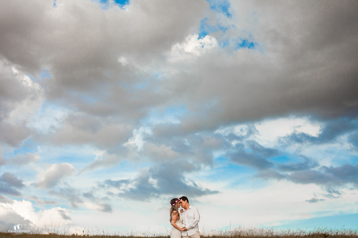 ENSAIO CASAL COM CEU AZUL NO TODO DO MUNDO