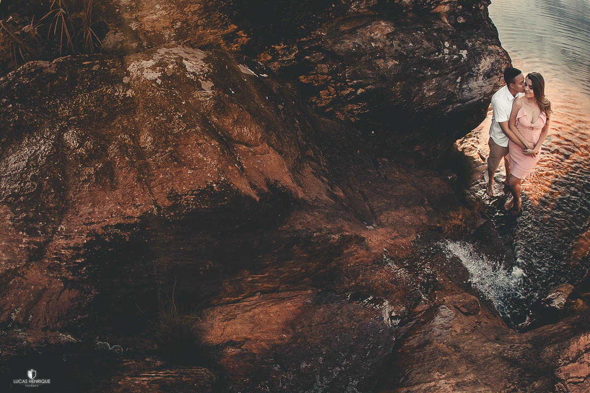 ensaio pré casamento na cachoeira dos cristais em diamantina  - MG