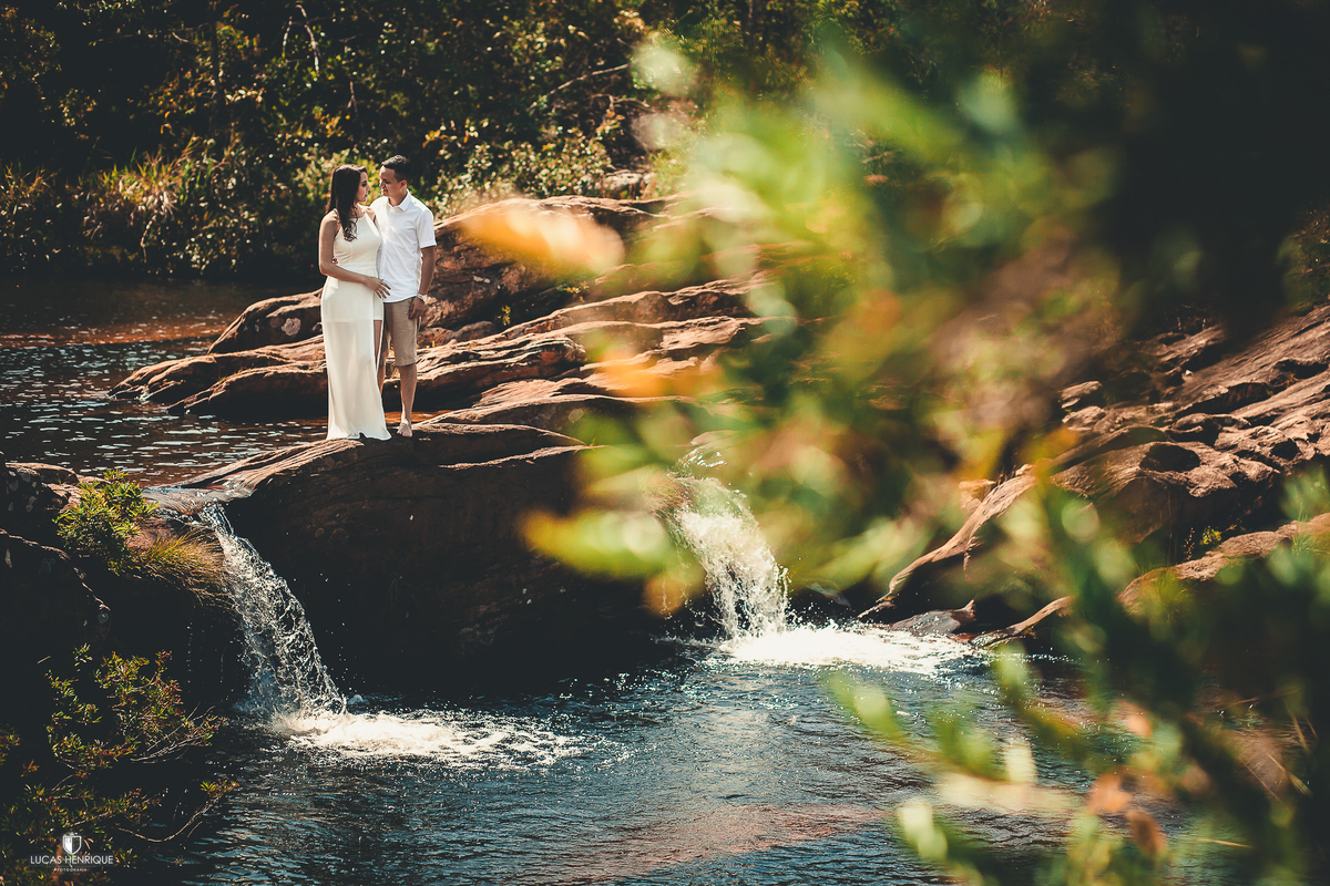 ensaio pré casamento na cachoeira do Sentinela em diamantina  - MG