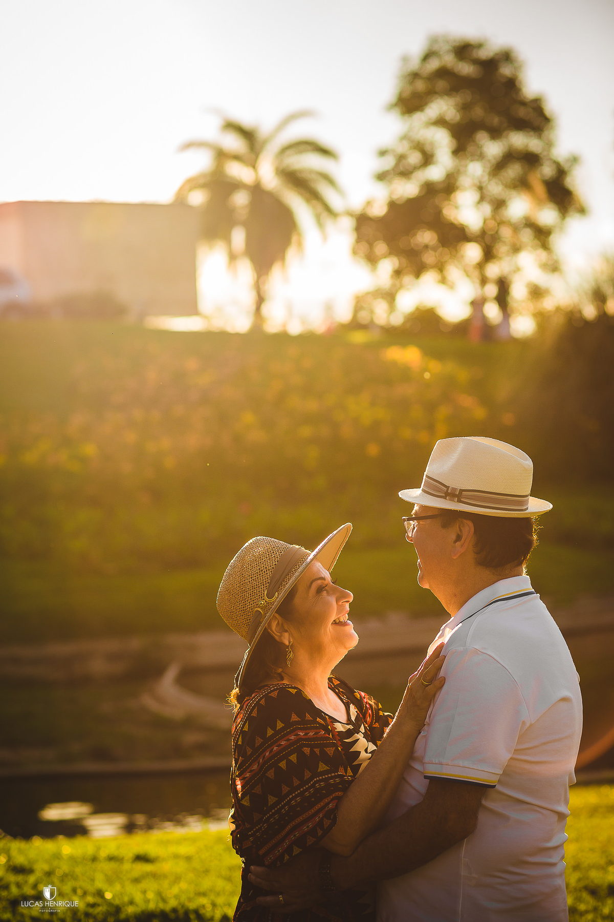 ensaio de 40 anos de casados no museu de arte da pampulha