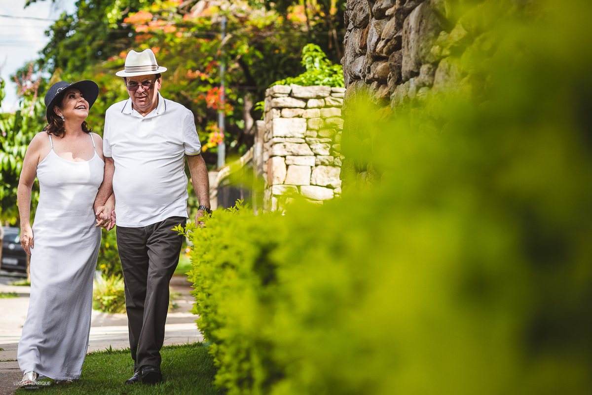 ensaio de 40 anos de casados na igrejinha da pampulha