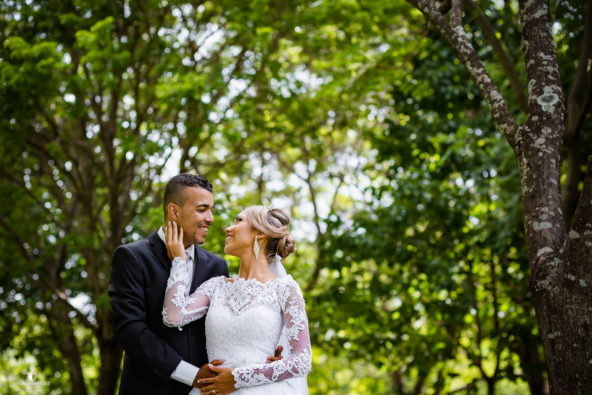fotos de ensaio pós casamento no parque ecológico da pampulha