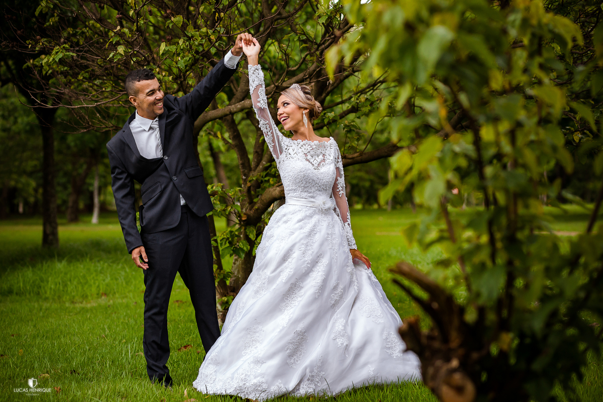 fotos de ensaio pós casamento no parque ecológico da pampulha