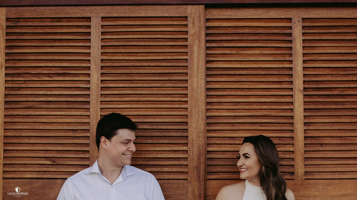 FOTOS DE CASAL NA JANELA 