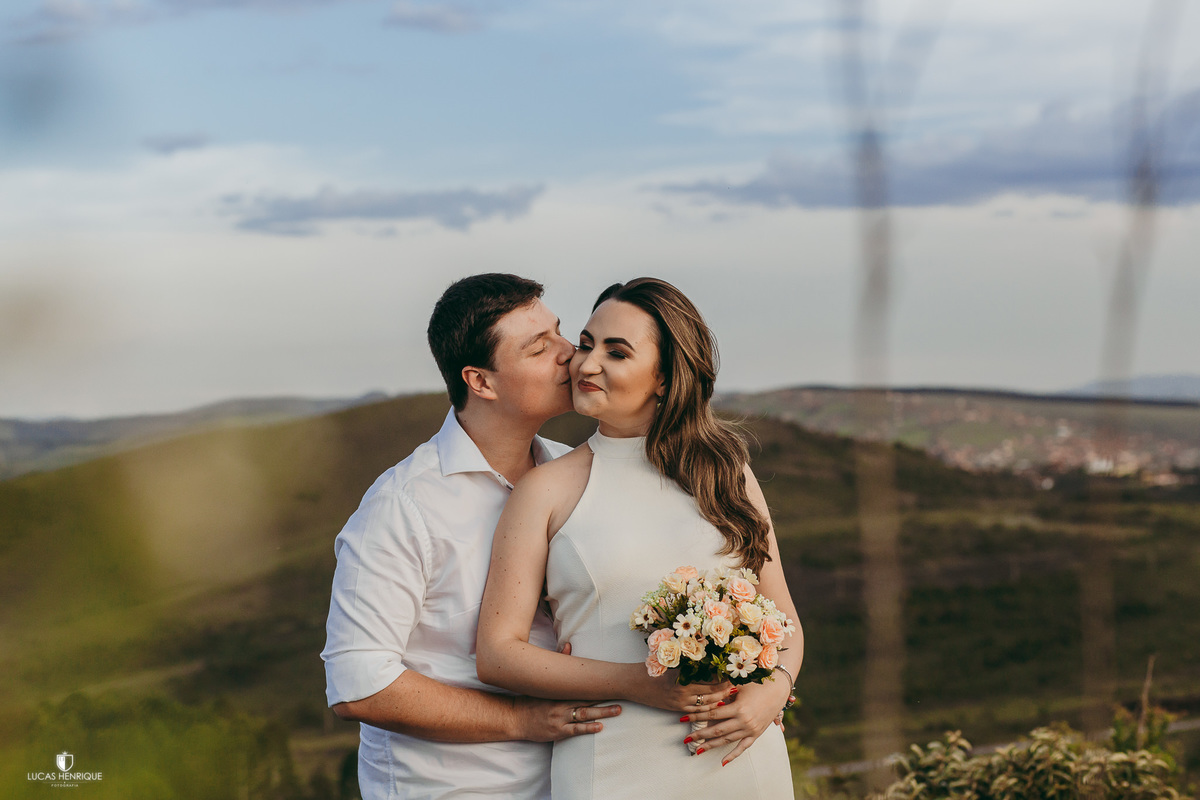 FOTOS BOUQUE DE NOIVA NO ENSAIO PRE CASAMENTO