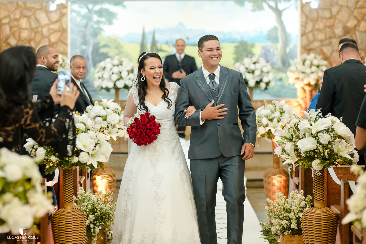 Casamento thais e Davidson igreja Morya em Belo Horizonte