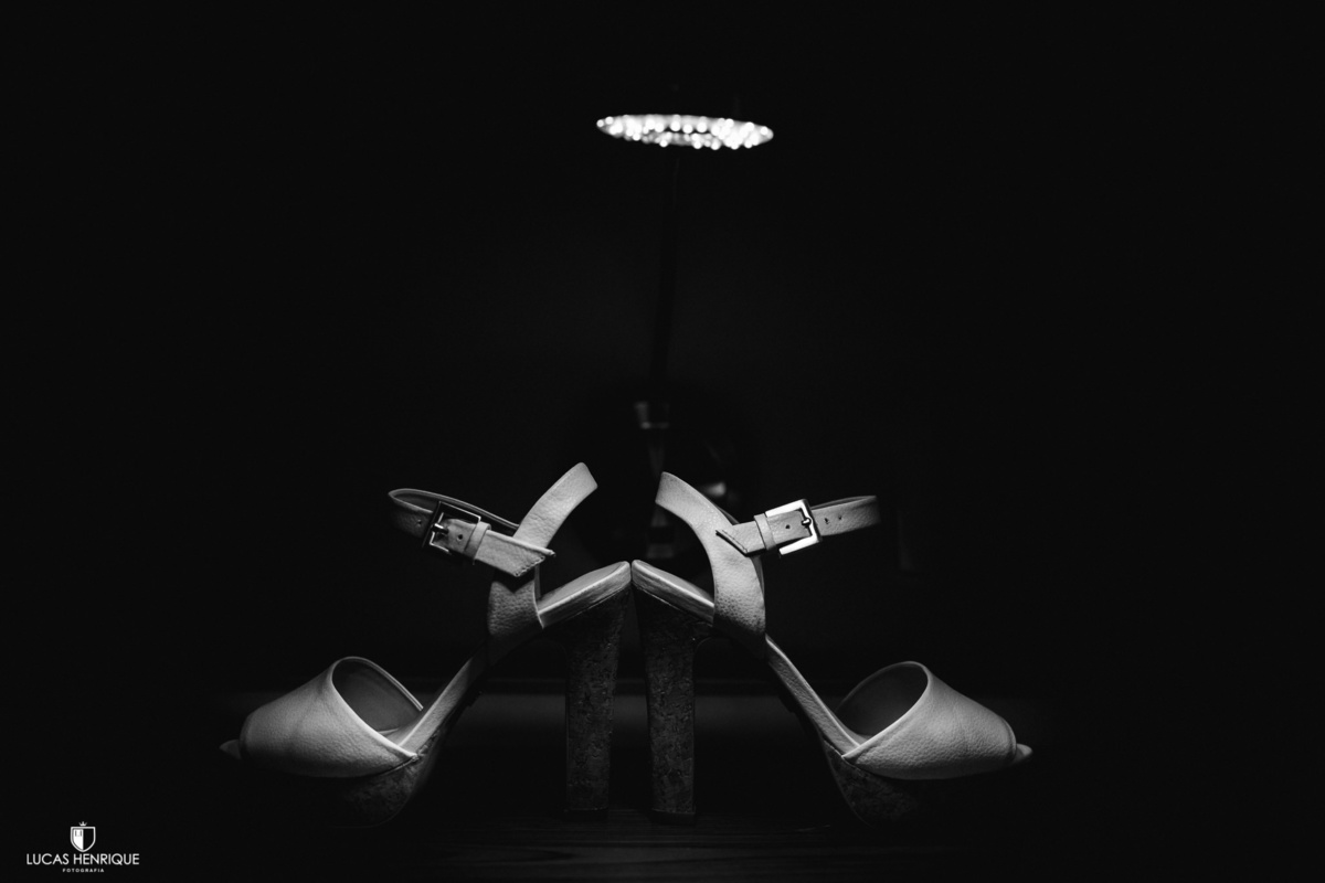 SAPATO DE NOIVA
COROA DE NOIVA
BRINCOS DE NOIVA
MAKING OF DA NOIVA
DIA DA NOIVA