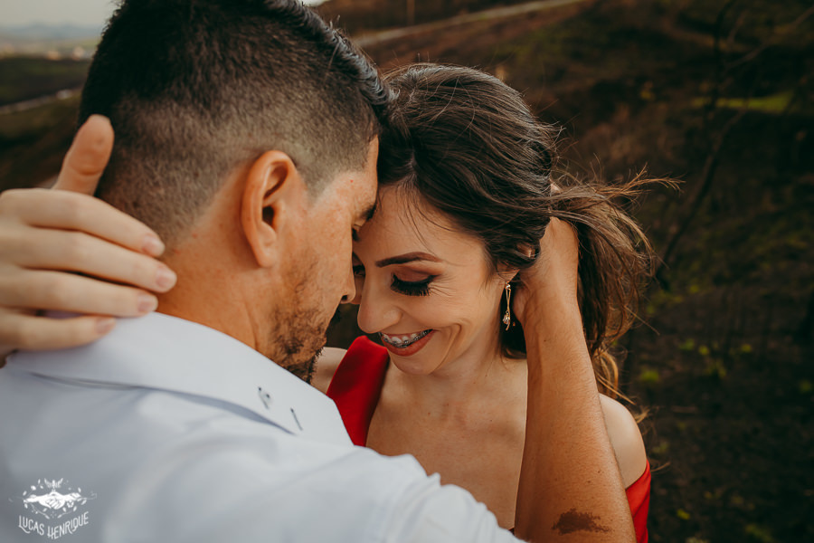 FOTOS PRE WEDDING ROMANTICO NO TOPO DO MUNDO