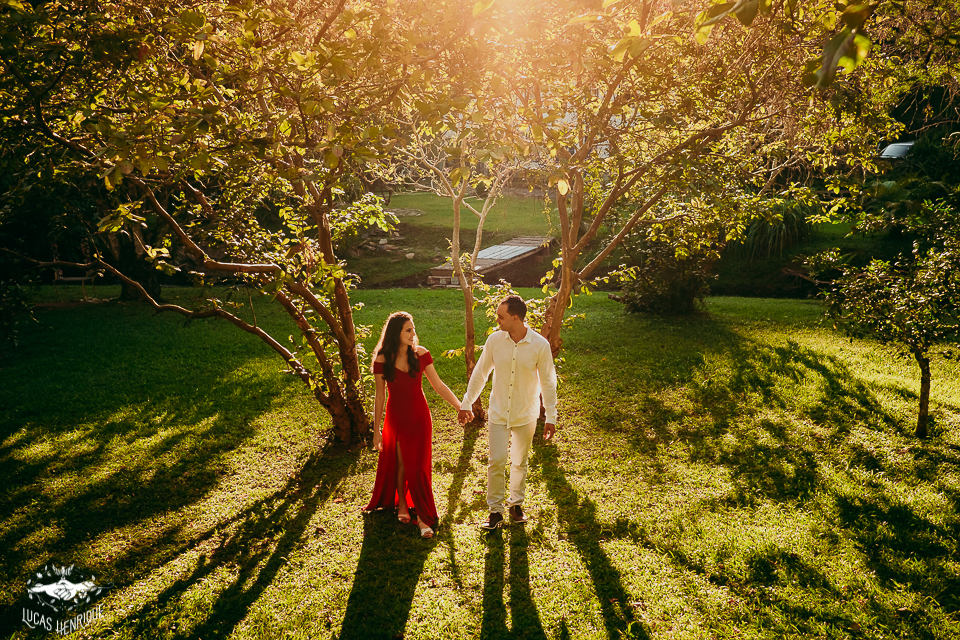 ENSAIO PRE WEDDING COM POR DO SOL BOUGAINVILLE FARM CAETÉ