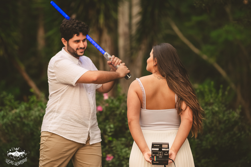 ENSAIO PRE CASAMENTO NERD - FOTOS DE CASAL  ESPADA DO STAR WALRS