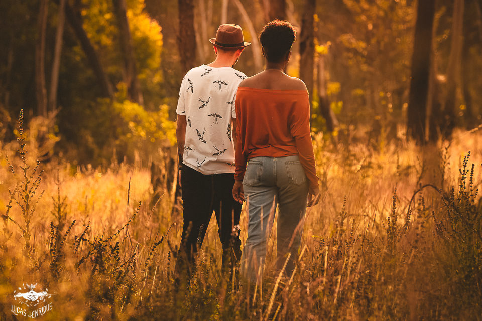 FOTOS  DE CASAL 
FOTOS DE ENSAIO PRE WEDDING COM CHAPEL 