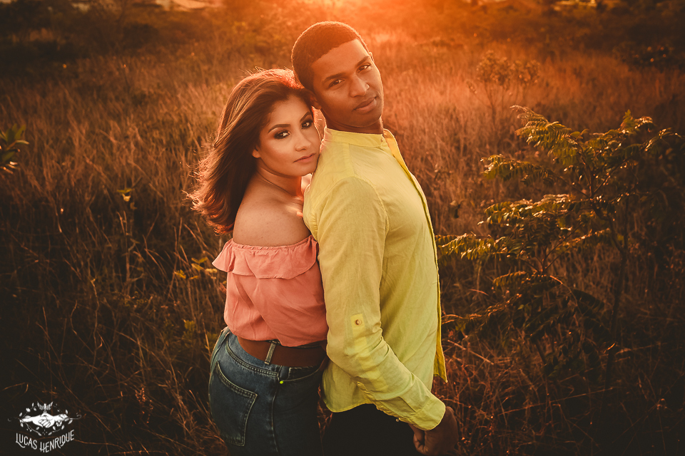 FOTOS PRE CASAMENTO COM POR DO SOL NA SERRA