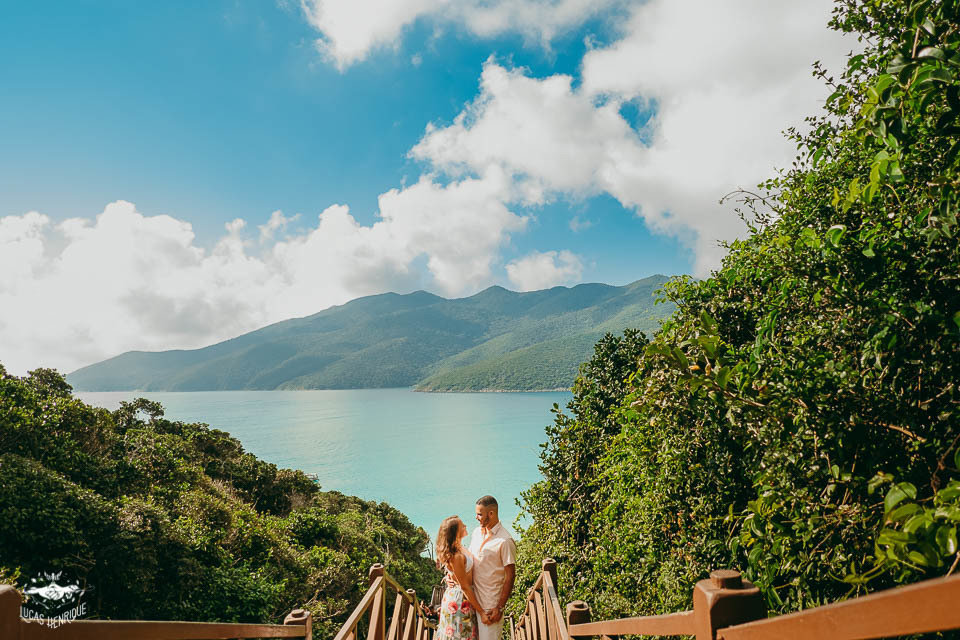 ENSAIO PRE WEDDING ESCADA DE ARRAIAL DO CABO