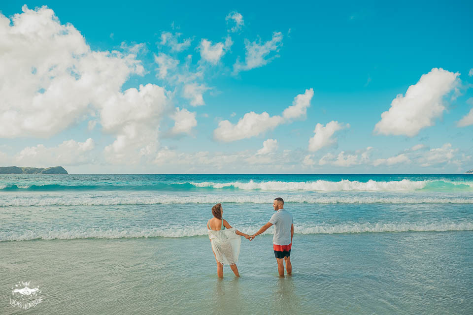 FOTOS CASAL PRE WEDDING PRAIA DO FORTE CABO FRIO