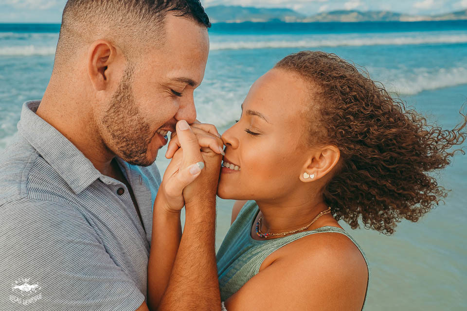 FOTOS CASAL PRE WEDDING PRAIA DO FORTE CABO FRIO