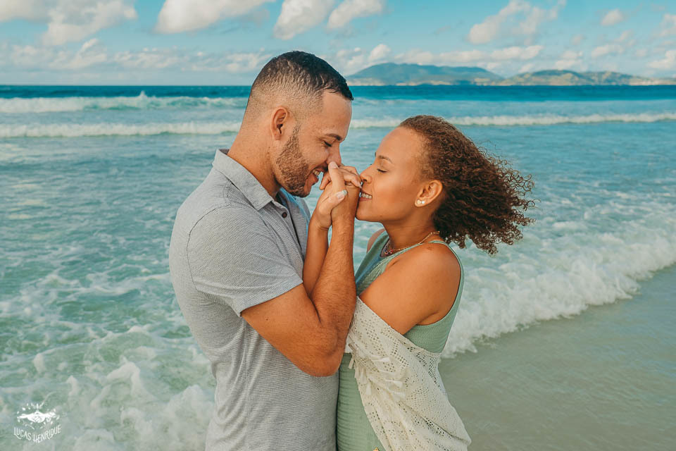 FOTOS CASAL PRE WEDDING PRAIA DO FORTE CABO FRIO