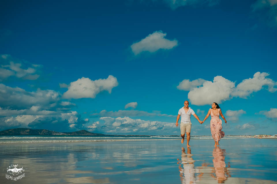 FOTOS CASAL PRE CASAMENTO  PRAIA CABO FRIO - RJ