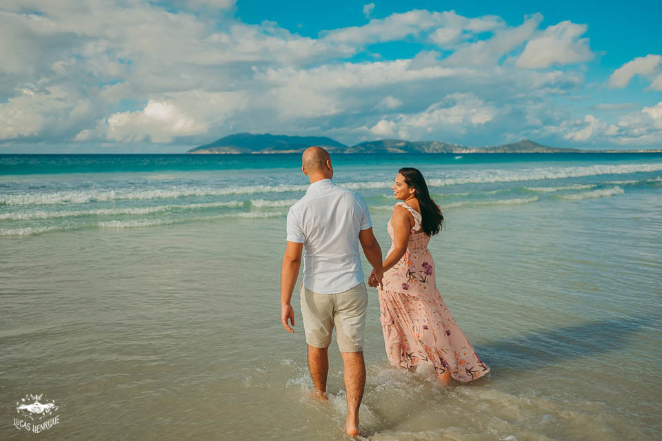 FOTOS CASAL PRE CASAMENTO  PRAIA CABO FRIO - RJ