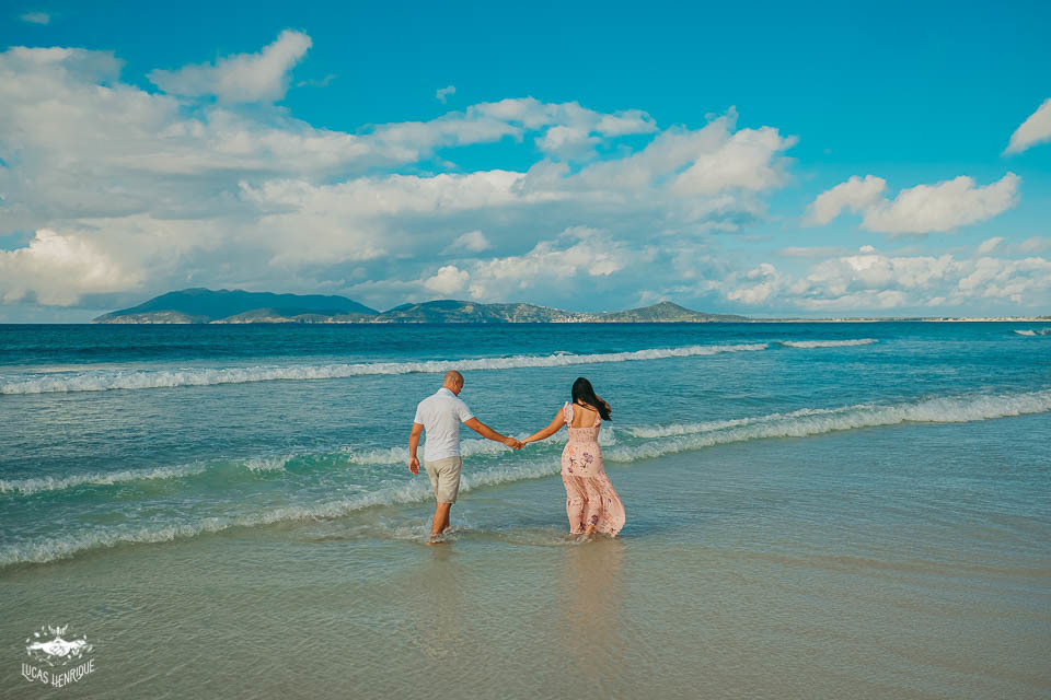 FOTOS CASAL PRE CASAMENTO  PRAIA CABO FRIO - RJ