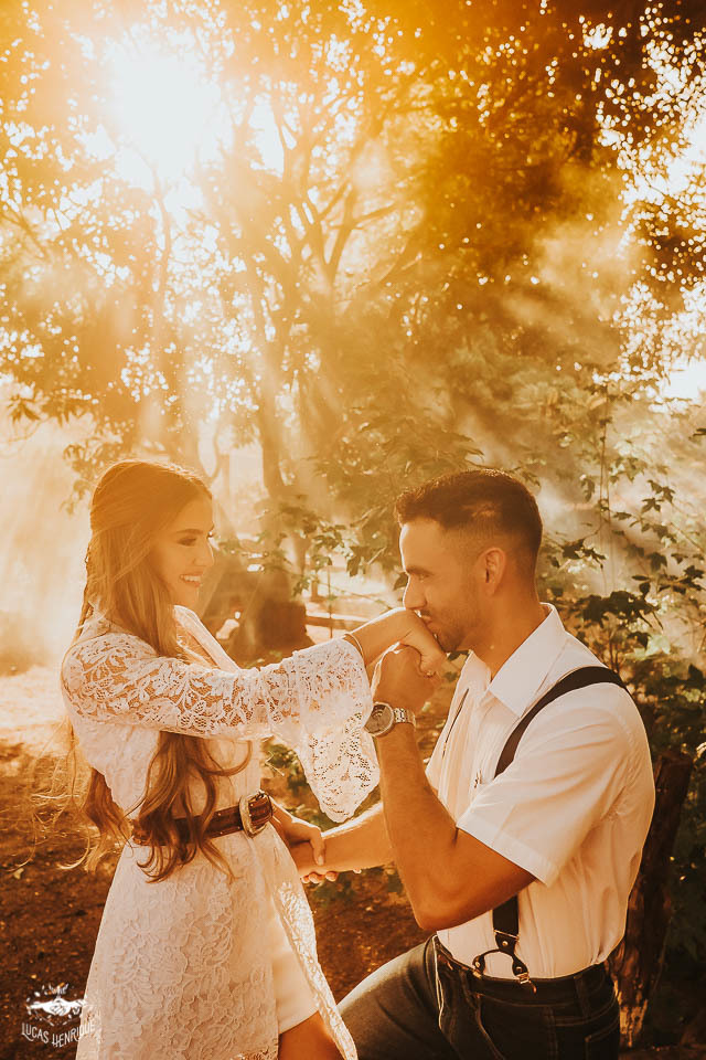 FOTOS ENSAIO PRE CASAMENTO POR DO SOL NO SITIO
