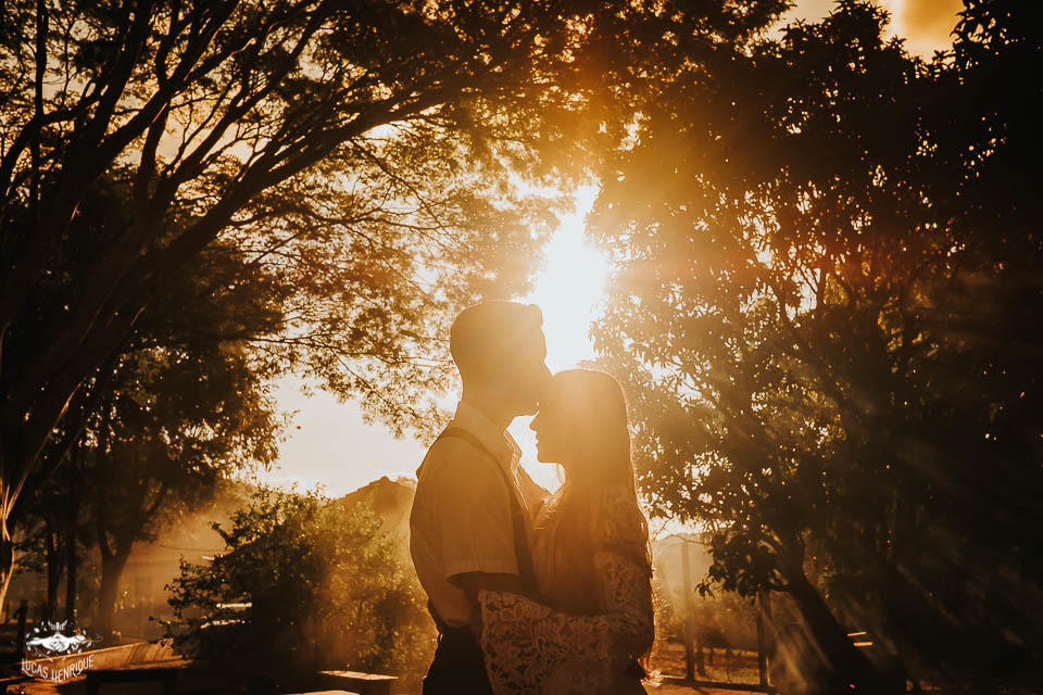 FOTOS ENSAIO PRE CASAMENTO POR DO SOL NO SITIO