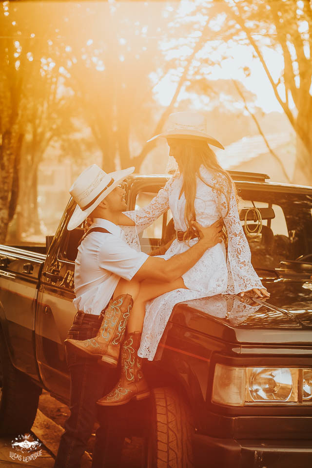 ENSAIO PRE CASAMENTO D20 CARRO ANTIGO