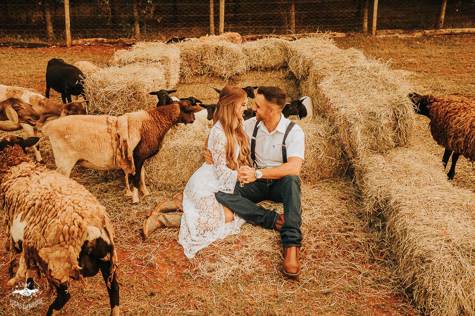 FOTOS ENSAIO PRE CASAMENTO COM CARNEIRO
