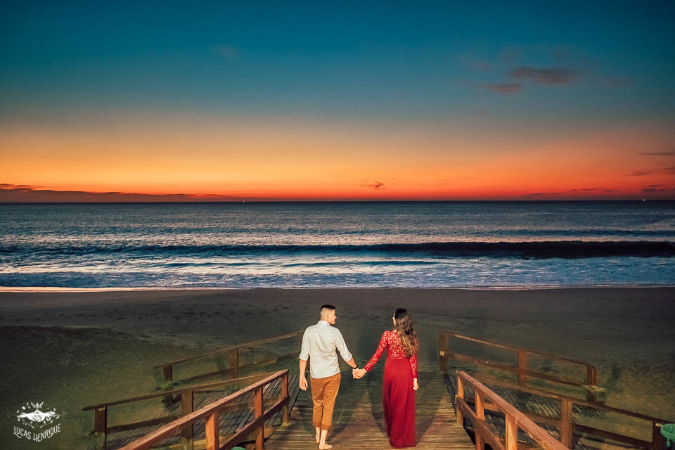 FOTOS ENSAIO PRE CASAMENTO NASCER DO SOL PRAIA