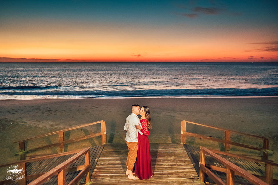 FOTOS ENSAIO PRE CASAMENTO NASCER DO SOL PRAIA