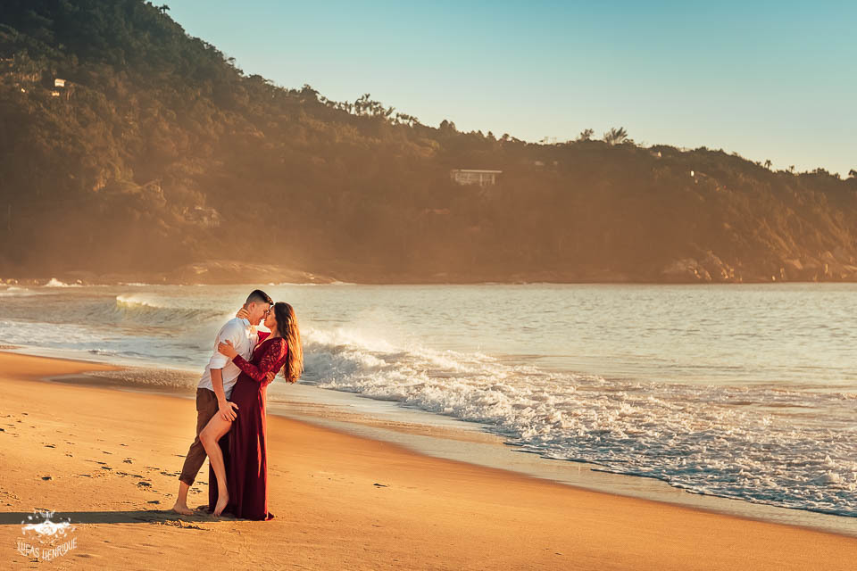 FOTOS ENSAIO CASAL PRAIA ESTALEIRO BALENARIO CAMBURIU 