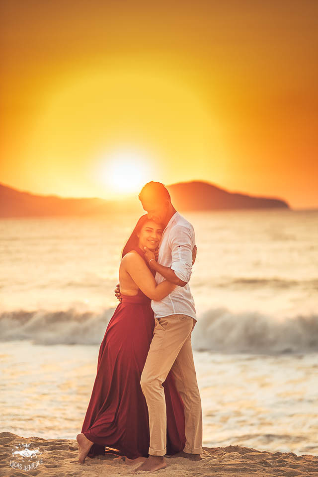 FOTOS ENSAIO PRE WEDING NASCER DO SOL MASSAGUAÇU CARAGUATATUBA