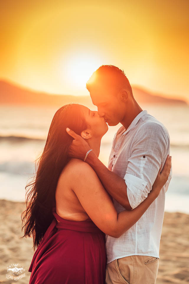 FOTOS ENSAIO PRE CASAMENTO NASCER DO SOL MASSAGUAÇU CARAGUATATUBA
