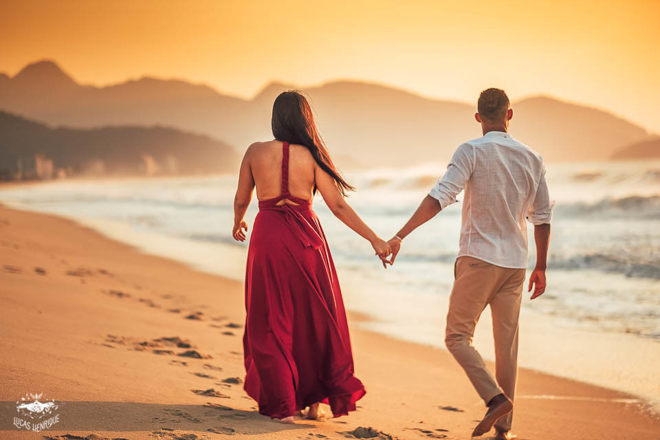 FOTOS ENSAIO PRE CASAMENTO NASCER DO SOL MASSAGUAÇU CARAGUATATUBA