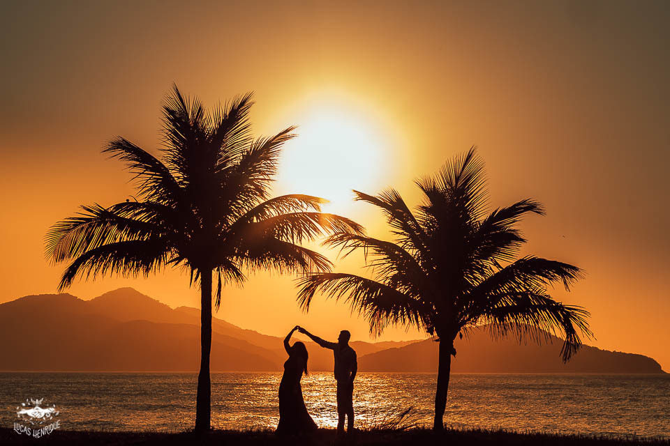 FOTOS ENSAIO  CASAMENTO NASCER DO SOL MASSAGUAÇU CARAGUATATUBA
