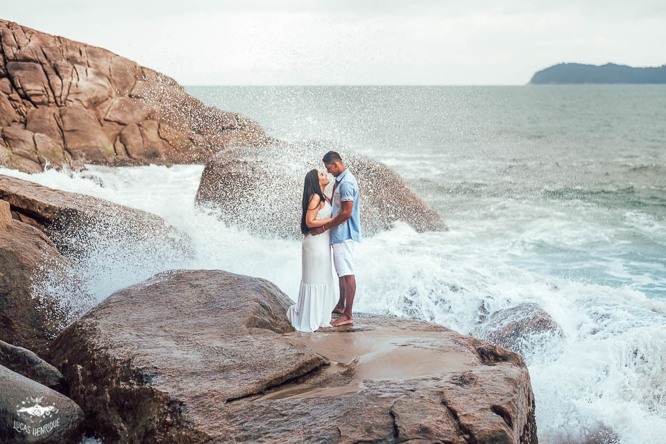 ENSAIO PRE CASAMENTO PEDRA QUE CHORA SP