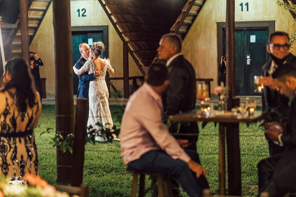 FOTOS FESTA DE CASAMENTO RUSTICO PAMPULHA BH