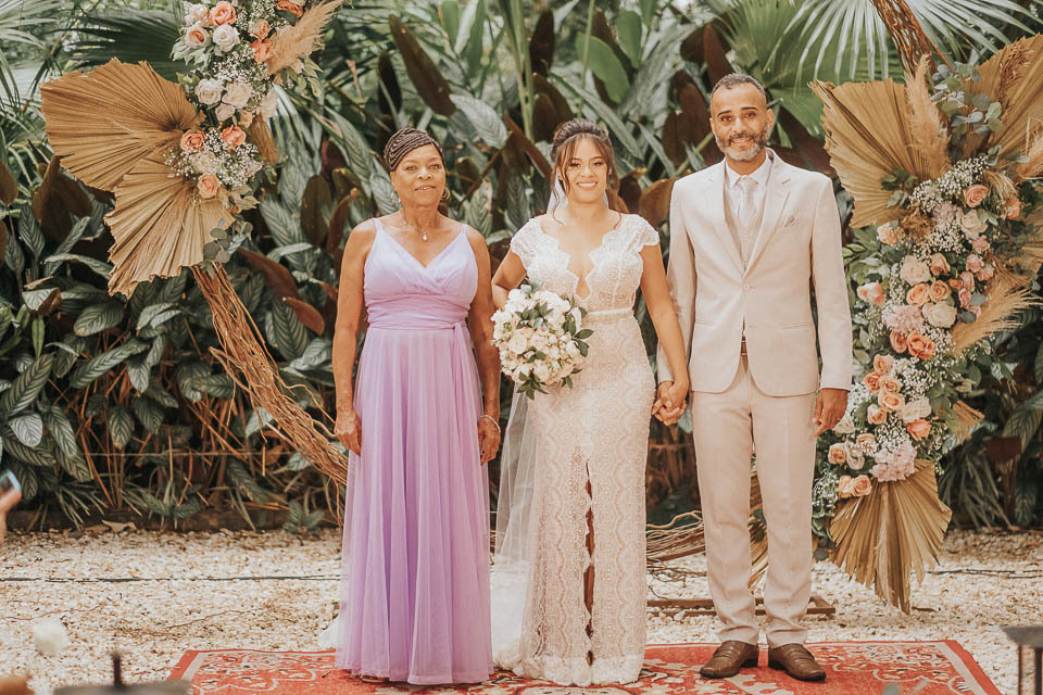 cerimonia de casamento de dia sitio paraiso da mata