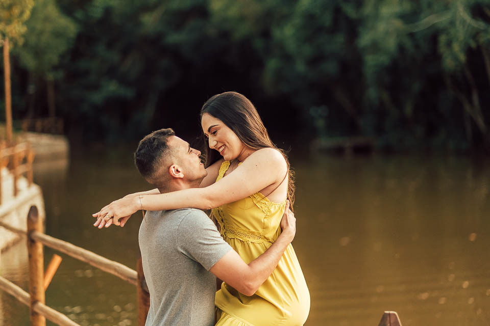 FOTOS ENSAIO  PRE WEDDING
 NA LAGOA COM BARCO