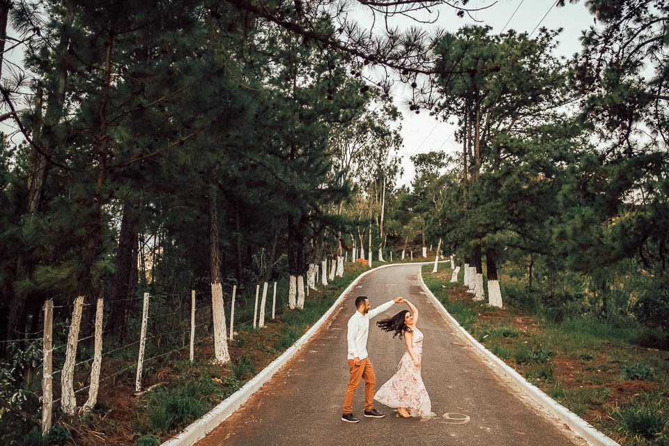 FOTOS ENSAIO PRE WEDDING  NA RUA