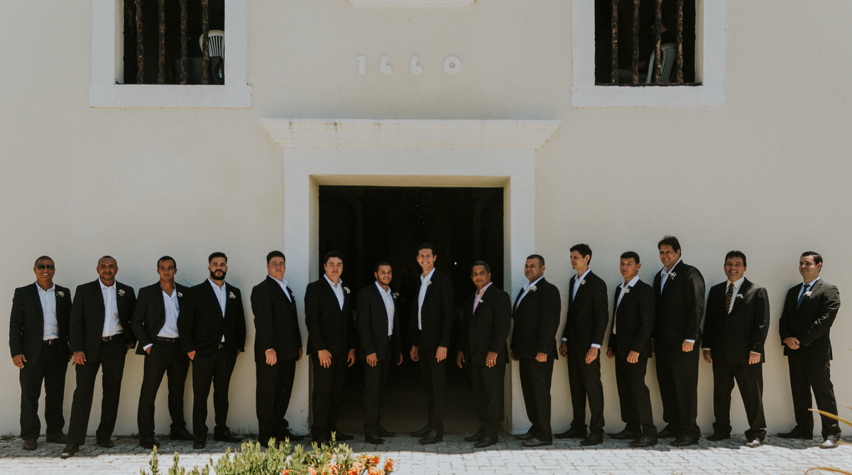 Padrinhos dos noivos momentos antes do casamento